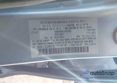 2018 Mazda Mazda3 Touring из США, поврежденный, VIN 3MZBN1L38JM242133